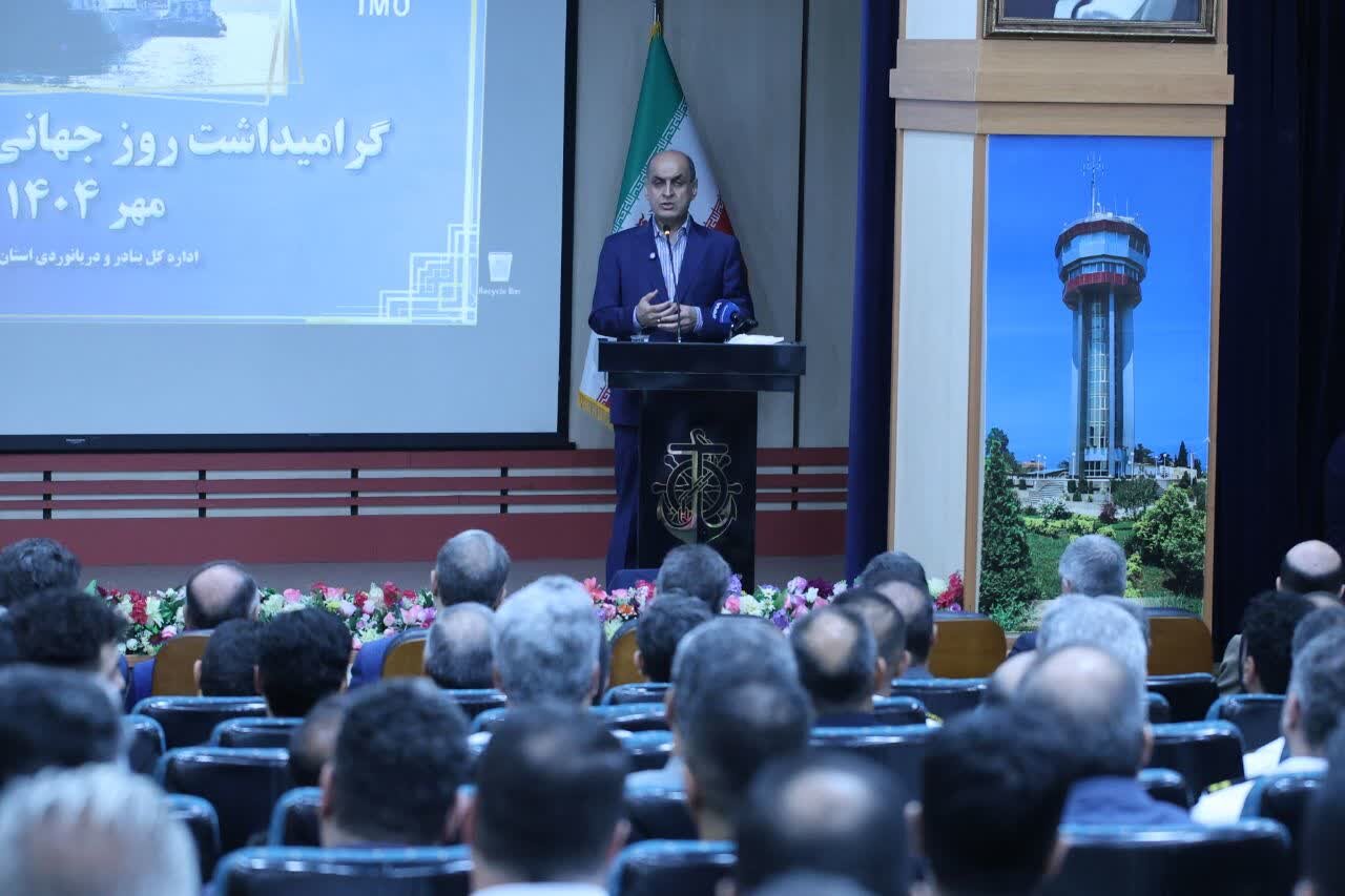 حق شناس: بنادر گیلان 20 میلیون تُن ظرفیت تخلیه و بارگیری دارد