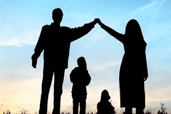 اکبری: خانه‌داری زنان سنگ بنای استحکام خانواده در نگاه اسلام است