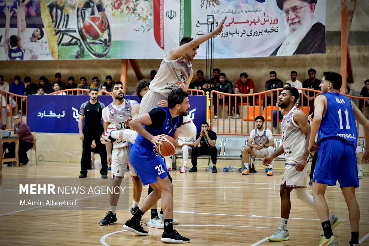 شهرداری گرگان با درخشش در سالن آزادی طبیعت اسلامشهر را ازپیش‌رو برداشت