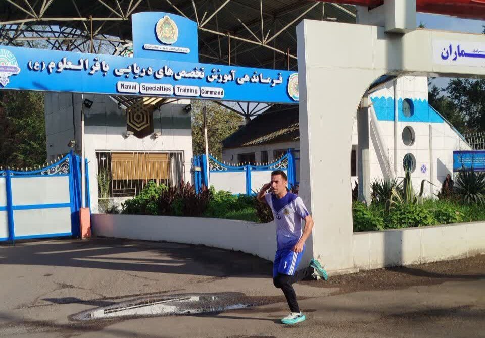 دویدن 18 کیلومتری قهرمان نداجا به مناسبت هفته تربیت بدنی در رشت