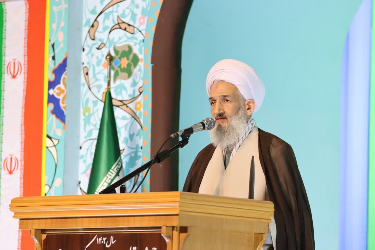 امام جمعه ساری: وحدت ملی را با هوشیاری حفظ کنیم؛ انتقاد از سازمان ملل