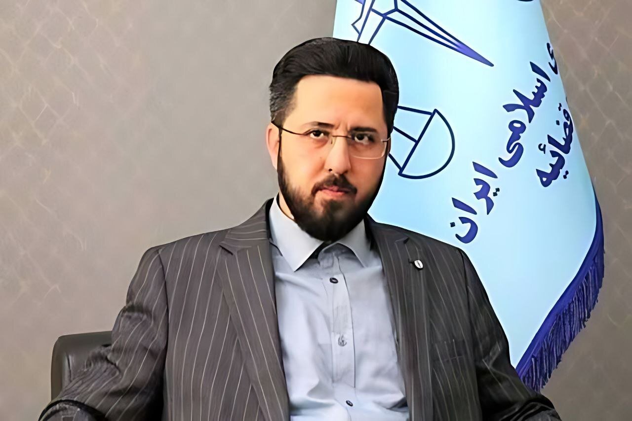 رزاقی نژاد: با گران‌فروشی در بازار کالاهای اساسی قاطعانه برخورد می‌شود