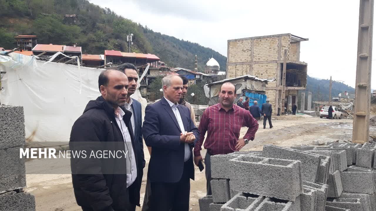 بازدید مسئولان از دهکده چوبی سوخته امامزاده ابراهیم(ع) شفت