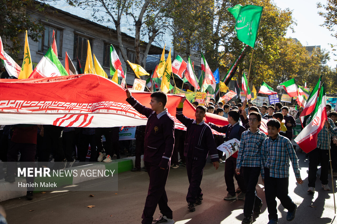 راهپیمایی یوم الله 13 آبان در گرگان