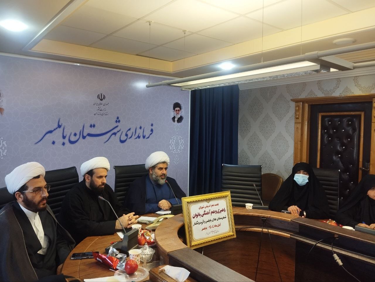 حجت الاسلام شریف تبار: بانوان انقلابی سواد مطالبه‌گری را ارتقا دهند