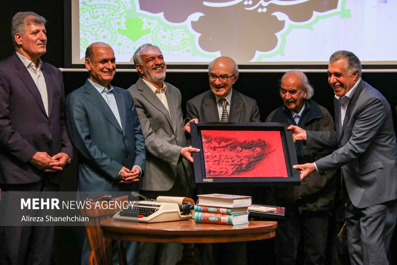 افتتاح کتابخانه «میرمجلسی» با 30 هزار جلد کتاب اهدایی