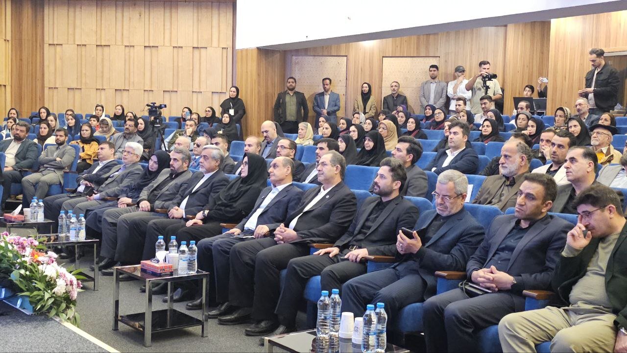 آیین بهره برداری کتابخانه مرکزی رشت پس از 2 دهه انتظار