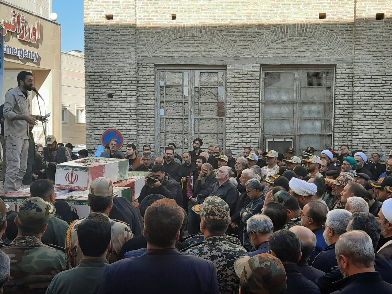 استقبال زودهنگام مردم گلستان از کاروان شهدا