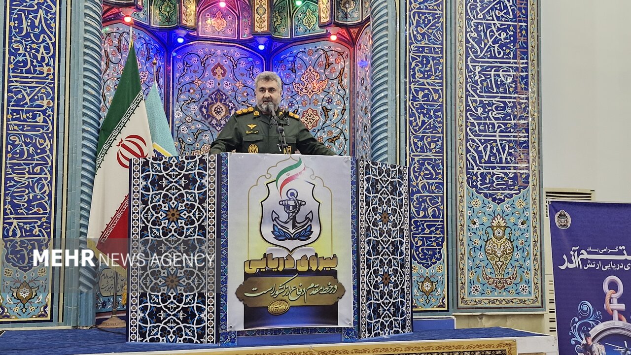 سرهنگ امینی: «تفکر بسیجی» نسخه برون رفت از مشکلات است