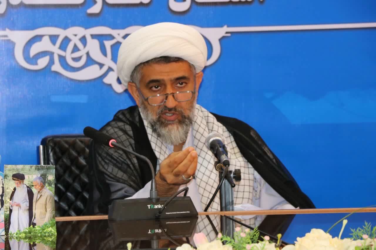 سکوت در برابر هنجارشکنی‌های اخلاقی و بی‌بندوباری خیانت به آرمان‌ها است