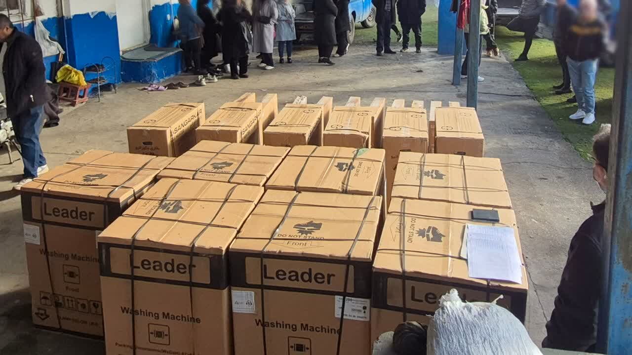 توزیع 31 دستگاه لوازم ضروری منزل بین مددجویان کمیته امداد در آستارا