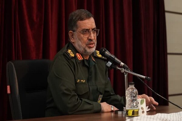 سردار نائینی: 9 دی الگویی زنده و الهام‌بخش برای مواجهه با تهدیدات است