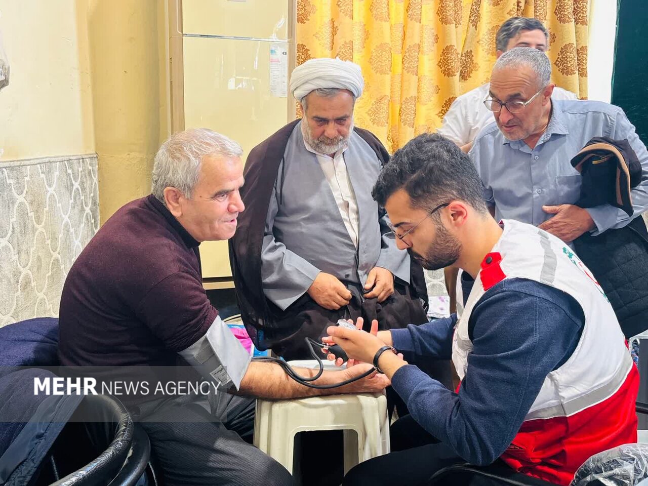 سلیمی: بیش از 15 هزار معتکف گیلانی از خدمات هلال‌ احمر بهره‌مند شدند