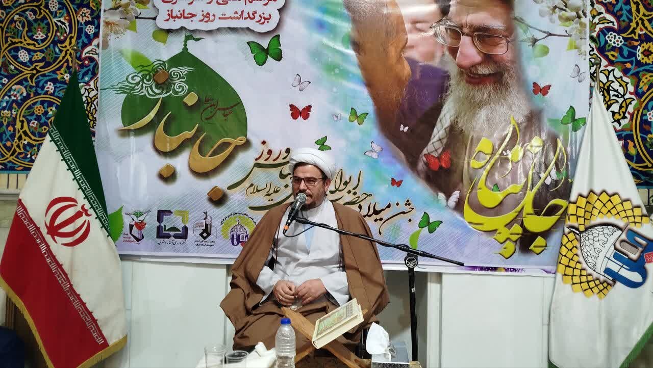 حجت الاسلام ایزدپناه:پشتیبانی مردم از انقلاب هر فتنه ای را شکست می‌دهد