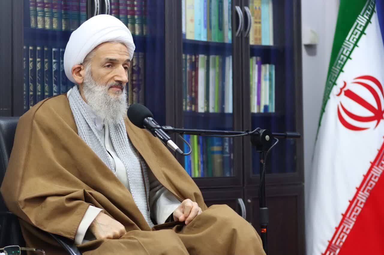 آیت‌الله محمدی لائینی: مسجد کانون قدرت و وحدت در جامعه است