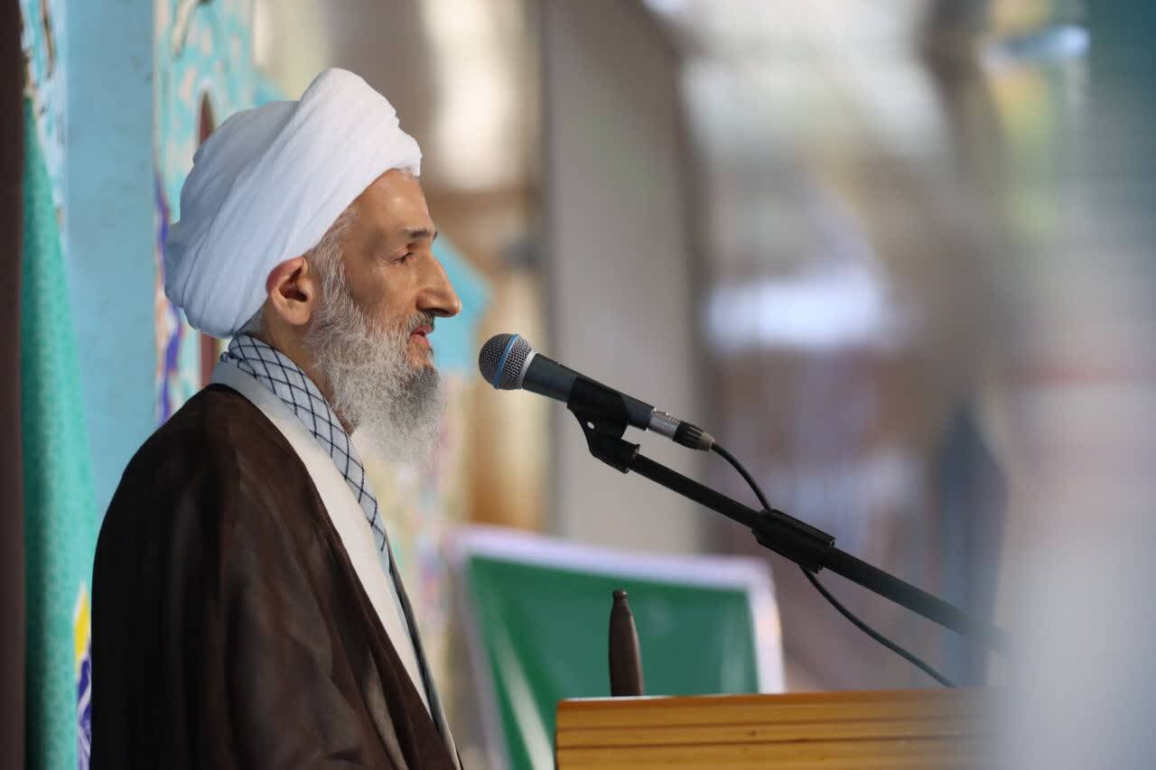 آمریکای شیطان در لفافه دوستی ضربه می‌زند