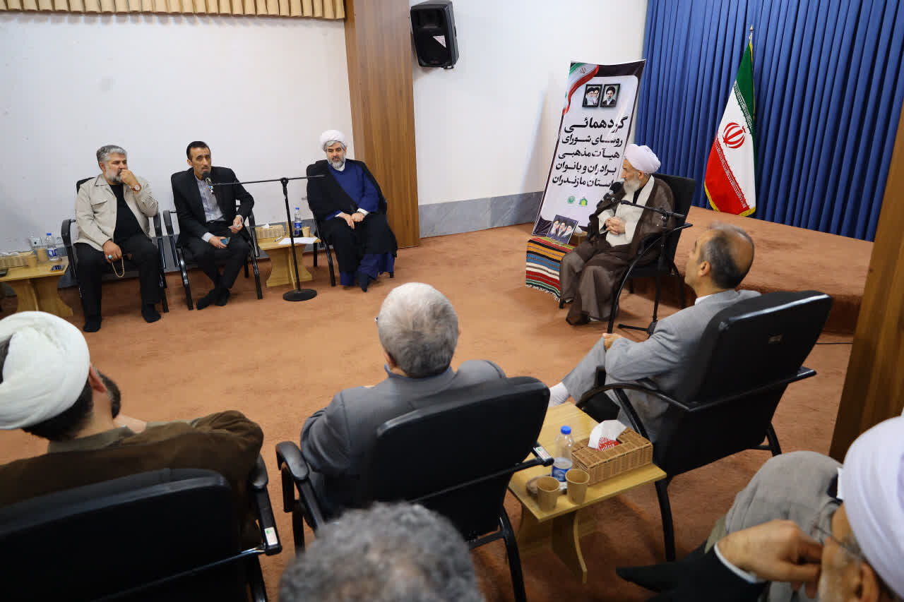 آیت الله لائینی: هیئات مذهبی پایگاه تبلیغ خیابان باشند