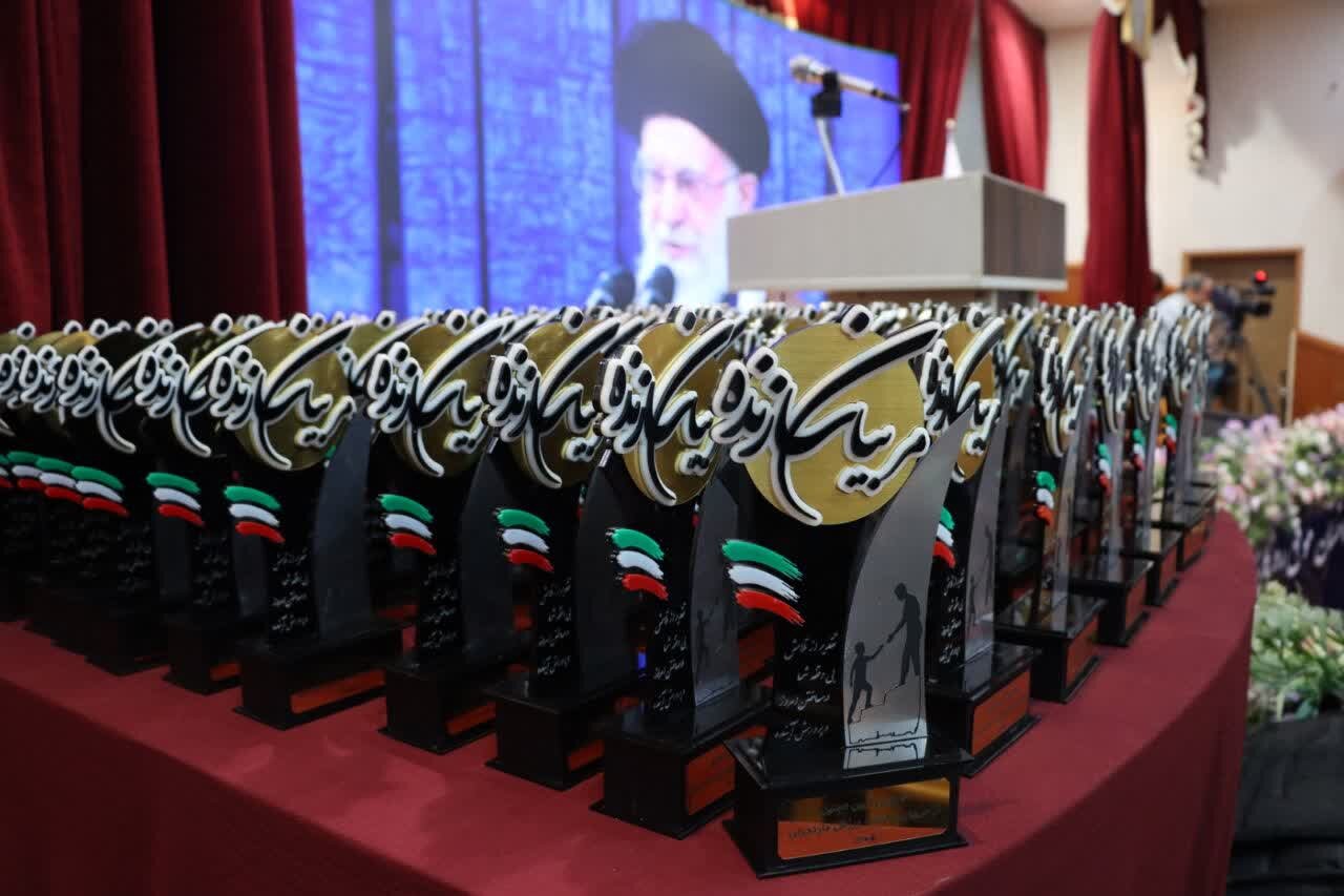 تجلیل از مربیان سازنده ورزش؛ مازندران 11 شهید ورزشکار تقدیم کرد