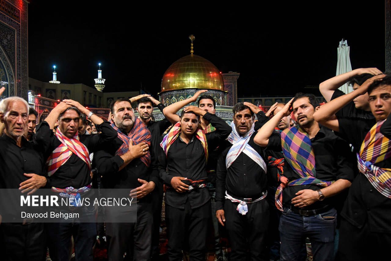 تجمع شبانه عزاداران حسینی در کردکوی برگزار شد