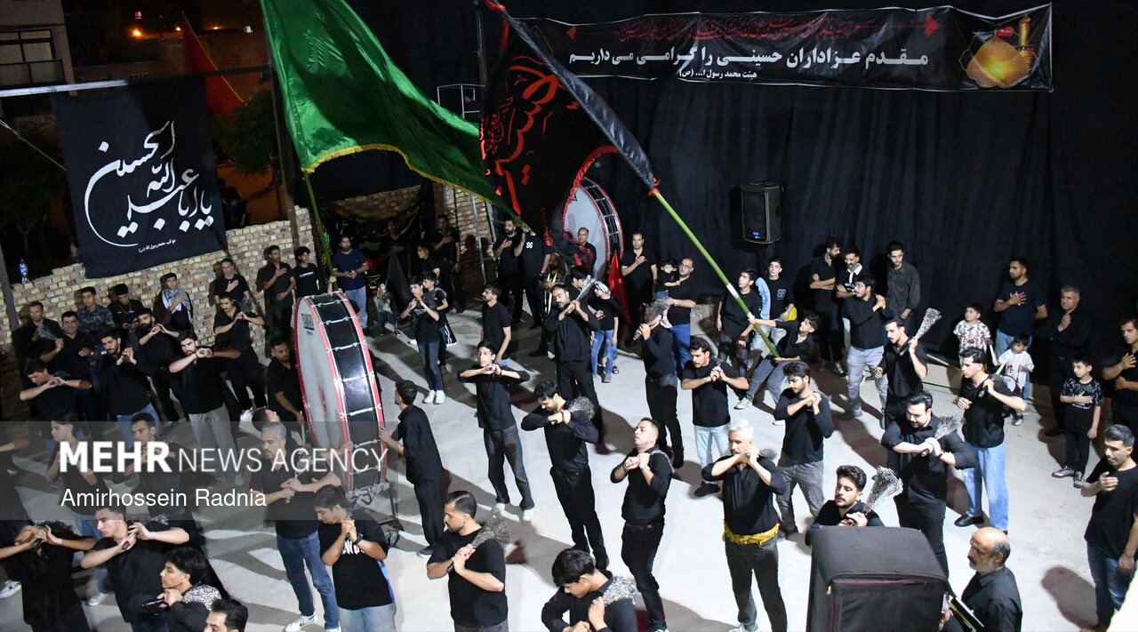 موج صد و چهاردهم؛ رامیان در شب هشتم محرم غرق در شور حسینی
