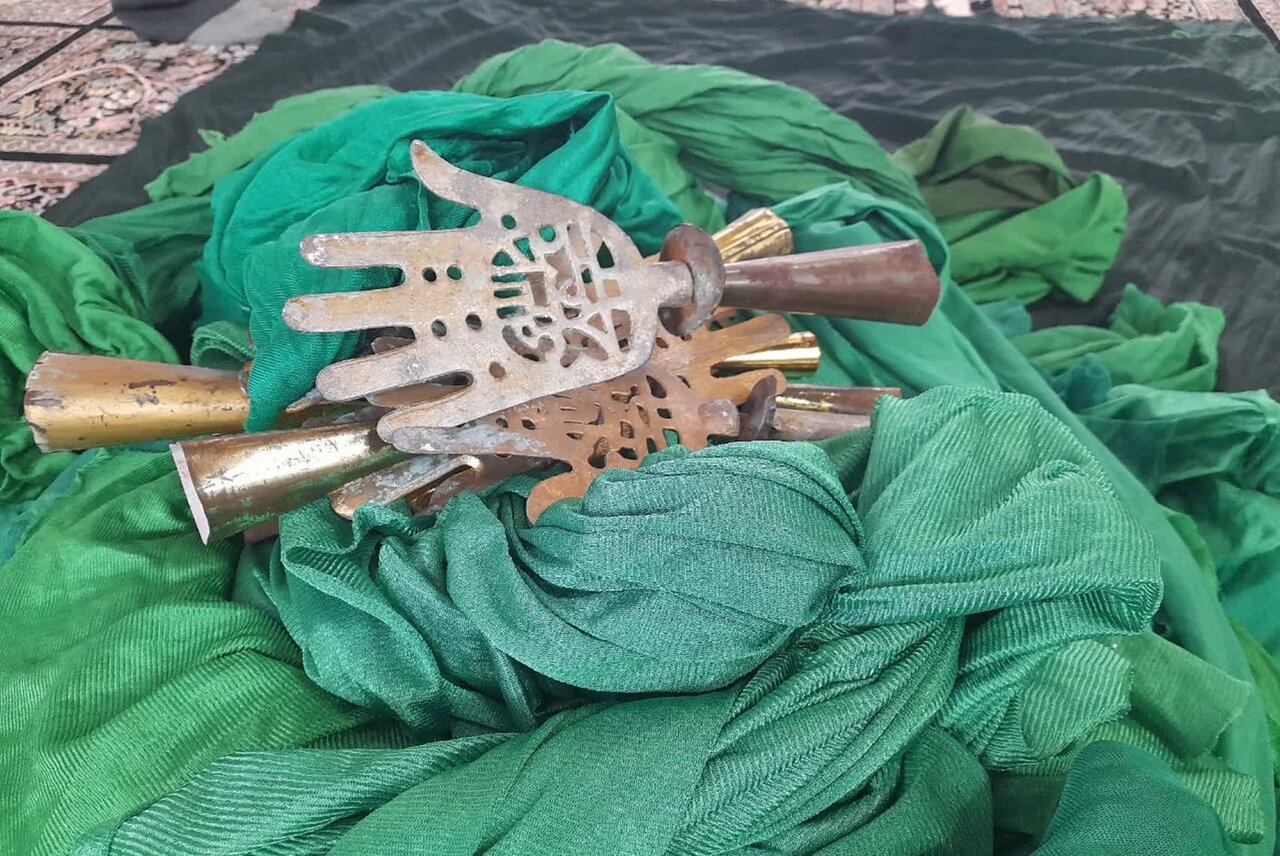 روایتی از «عَلَم‌ واچینی» در روستای هادی‌ کیاشهر