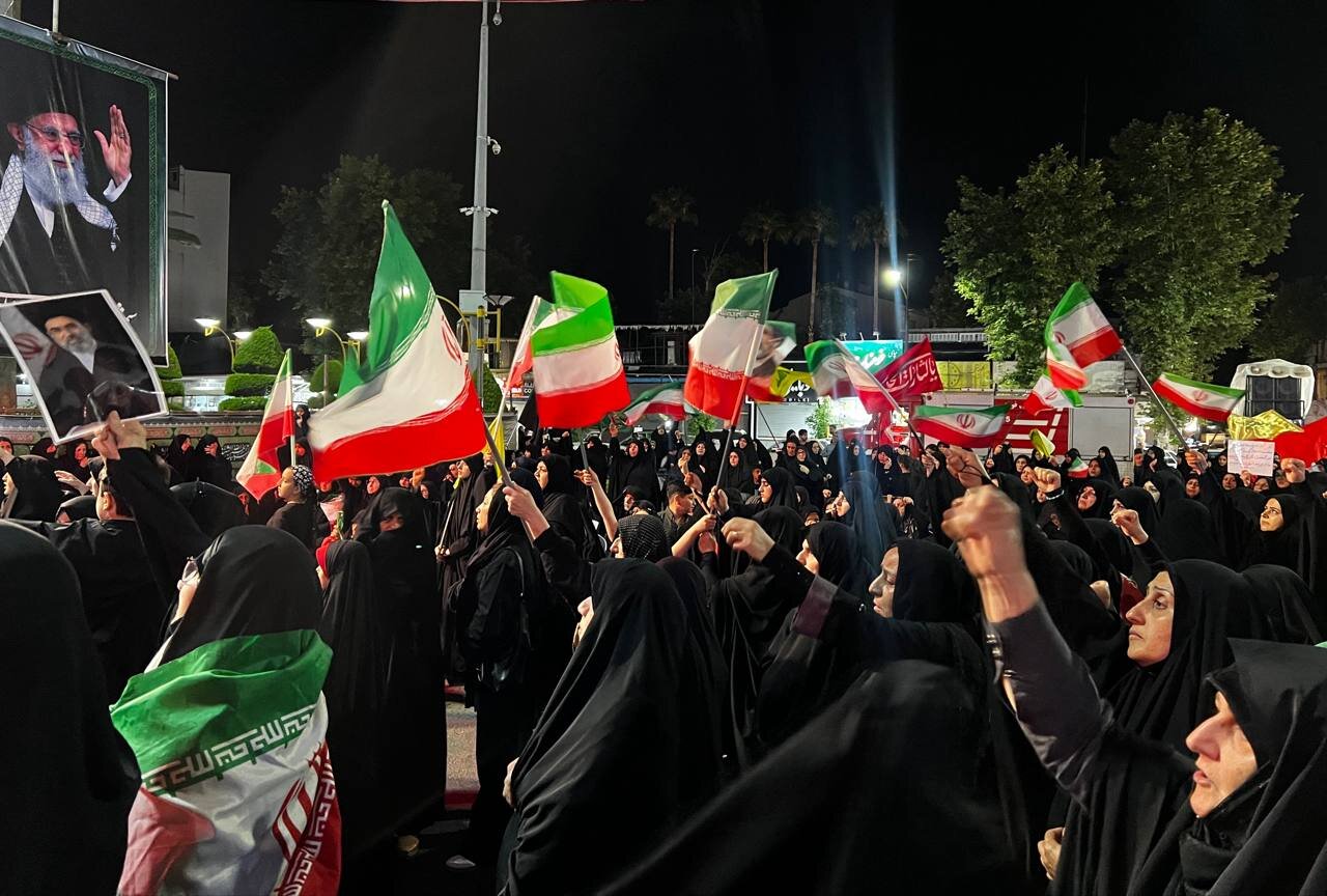 عزاداری پرشور فومنی ها در شب شهادت امام سجاد(ع)