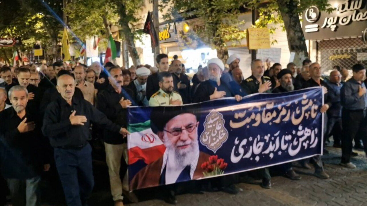 عزاداری مردم لاهیجان در صد و بیست و دومین تجمع شبانه