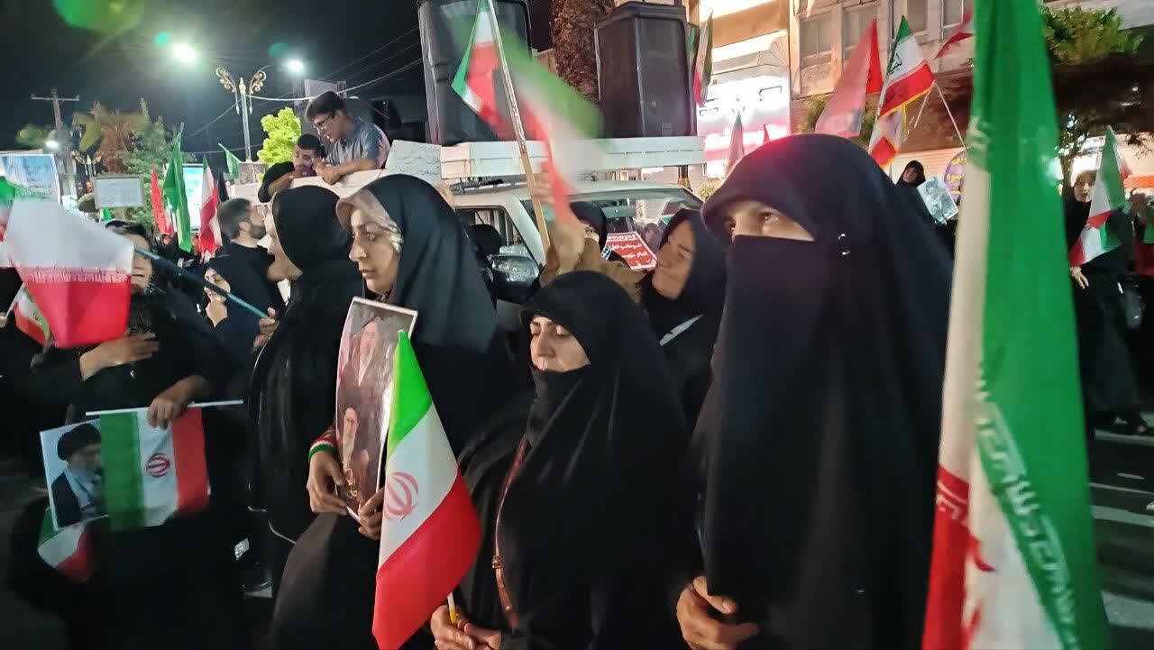 اجتماع حماسی خون‌خواهی رهبر شهید در چالوس