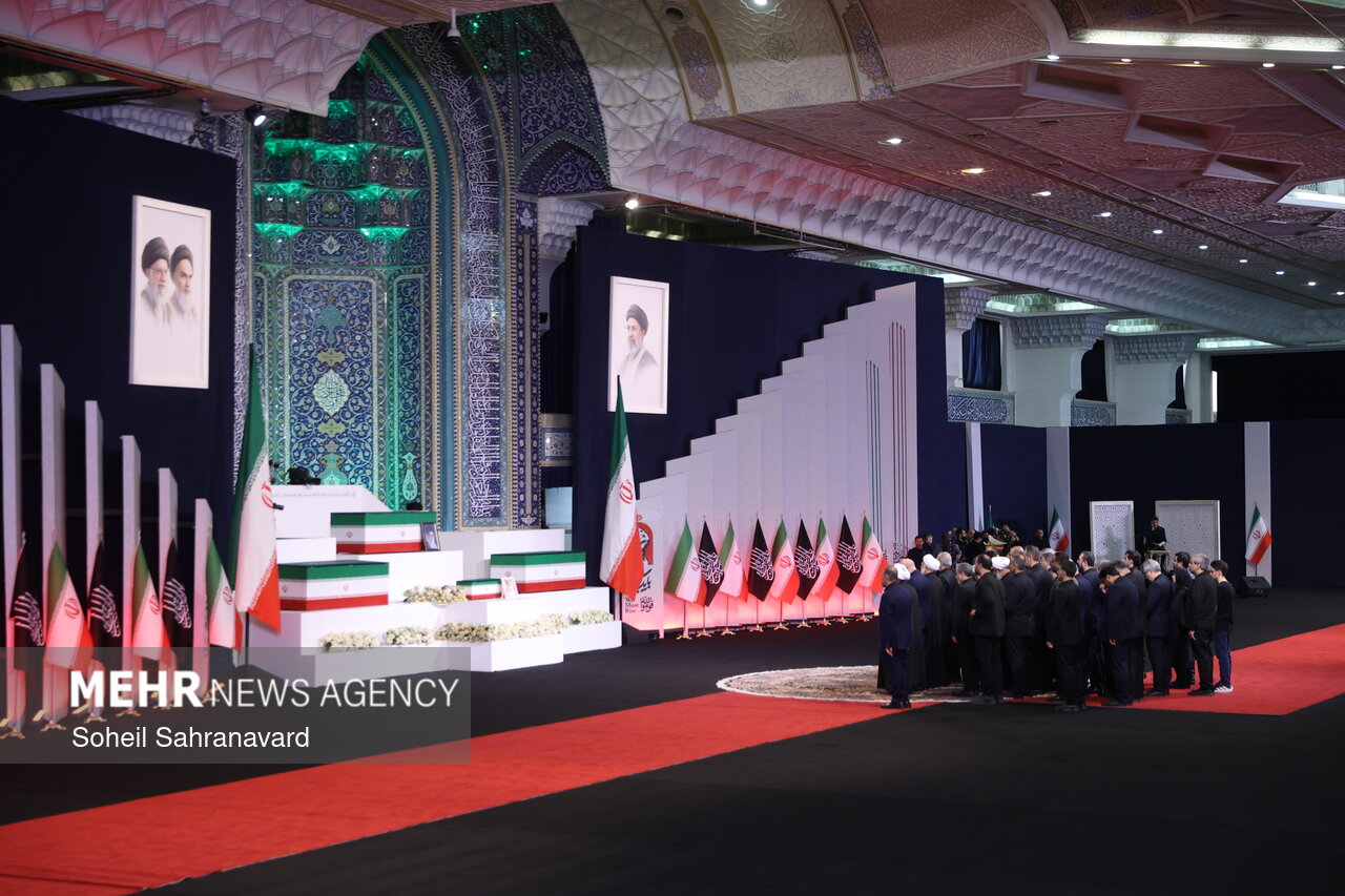 20 اتوبوس از نوشهر برای حضور زائران امام شهید اعزام شد