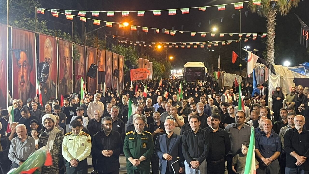 بدرقه کاروان زائران آستارایی مراسم تشییع پیکر رهبر شهید