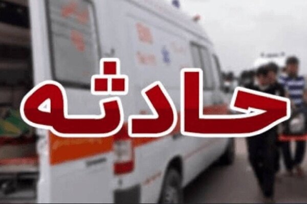 برخورد مرگبار پراید با تیر برق در رودسر؛ 2 نفر جان باختند