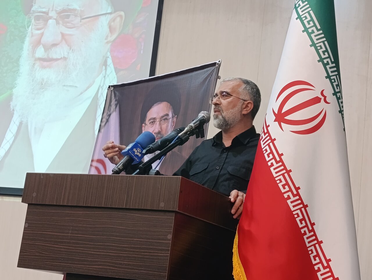 حسینی: شهادت رهبر امت، دل‌ها و ملت‌ها را علیه دشمن متحد کرد