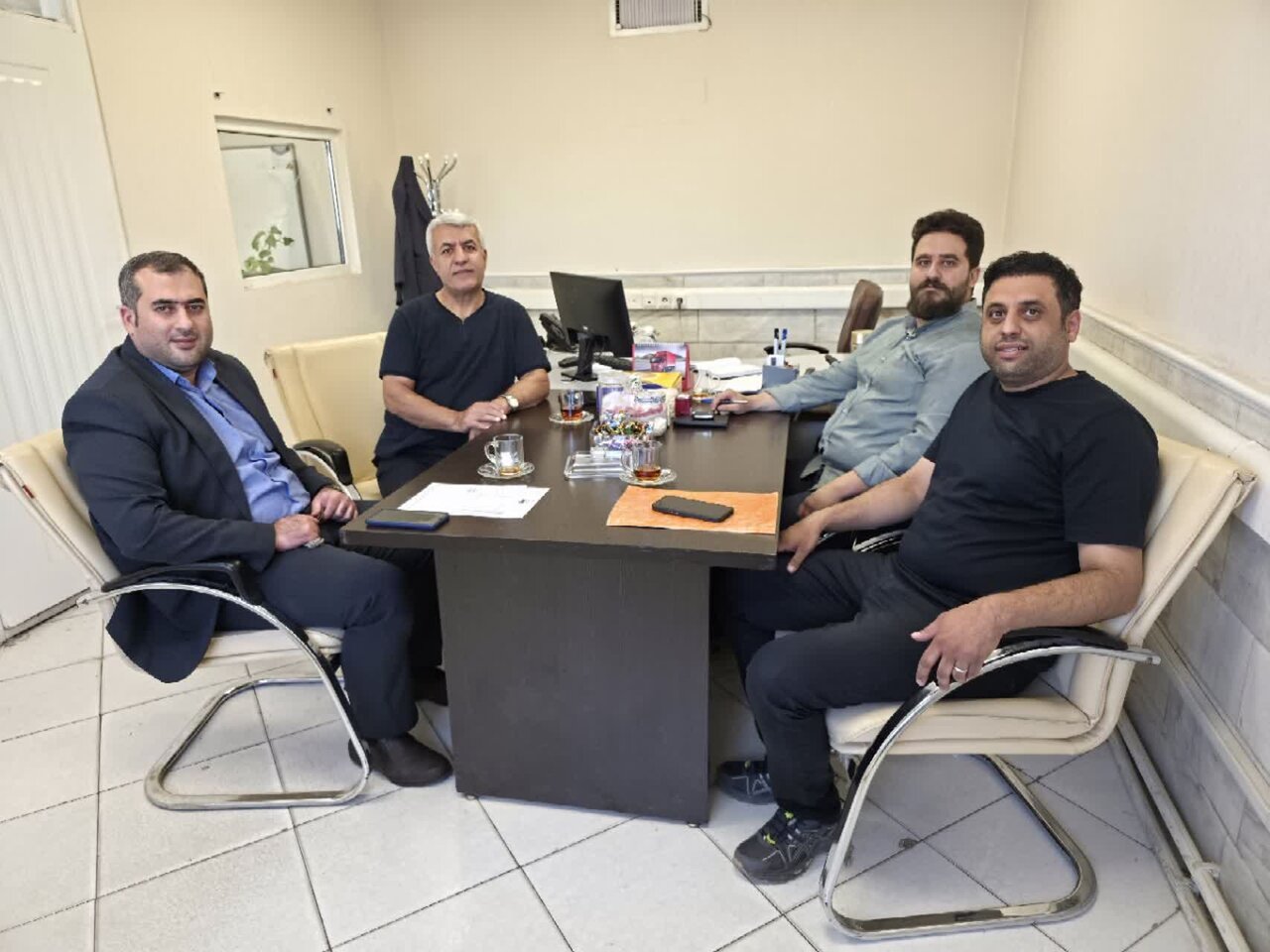خرید یک دستگاه خودروی آتش‌نشانی جدید برای شهرداری رودبار نهایی شد
