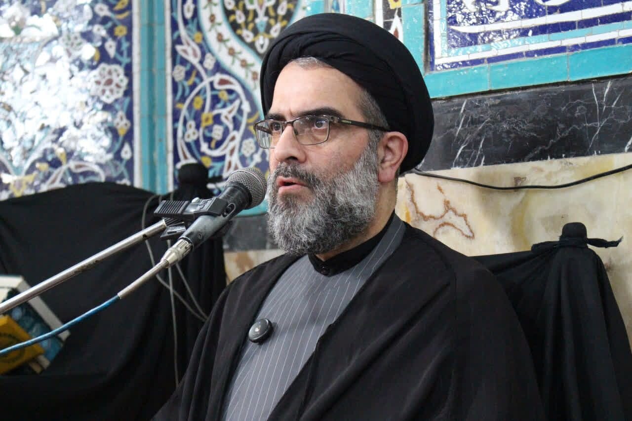 طاهری: رهبر شهید با علم و اخلاص، پرچمدار تحول در جهان اسلام شد