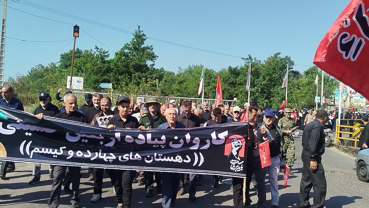 مراسم پیاده روی جاماندگان اربعین مردم روستای چهارده و کیسم