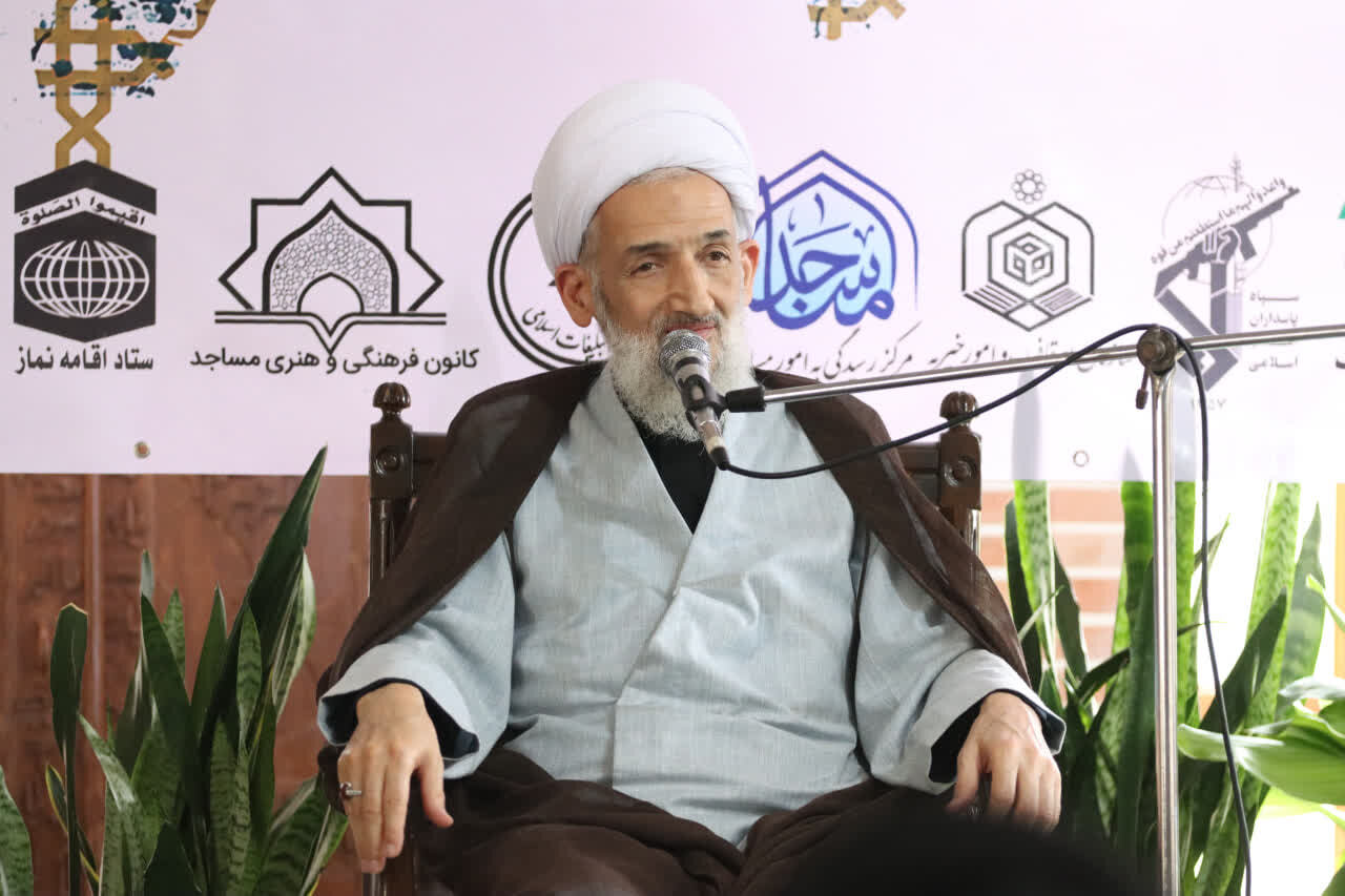 ضرورت تقویت نقش مساجد در جذب و تربیت اقشار مختلف جامعه