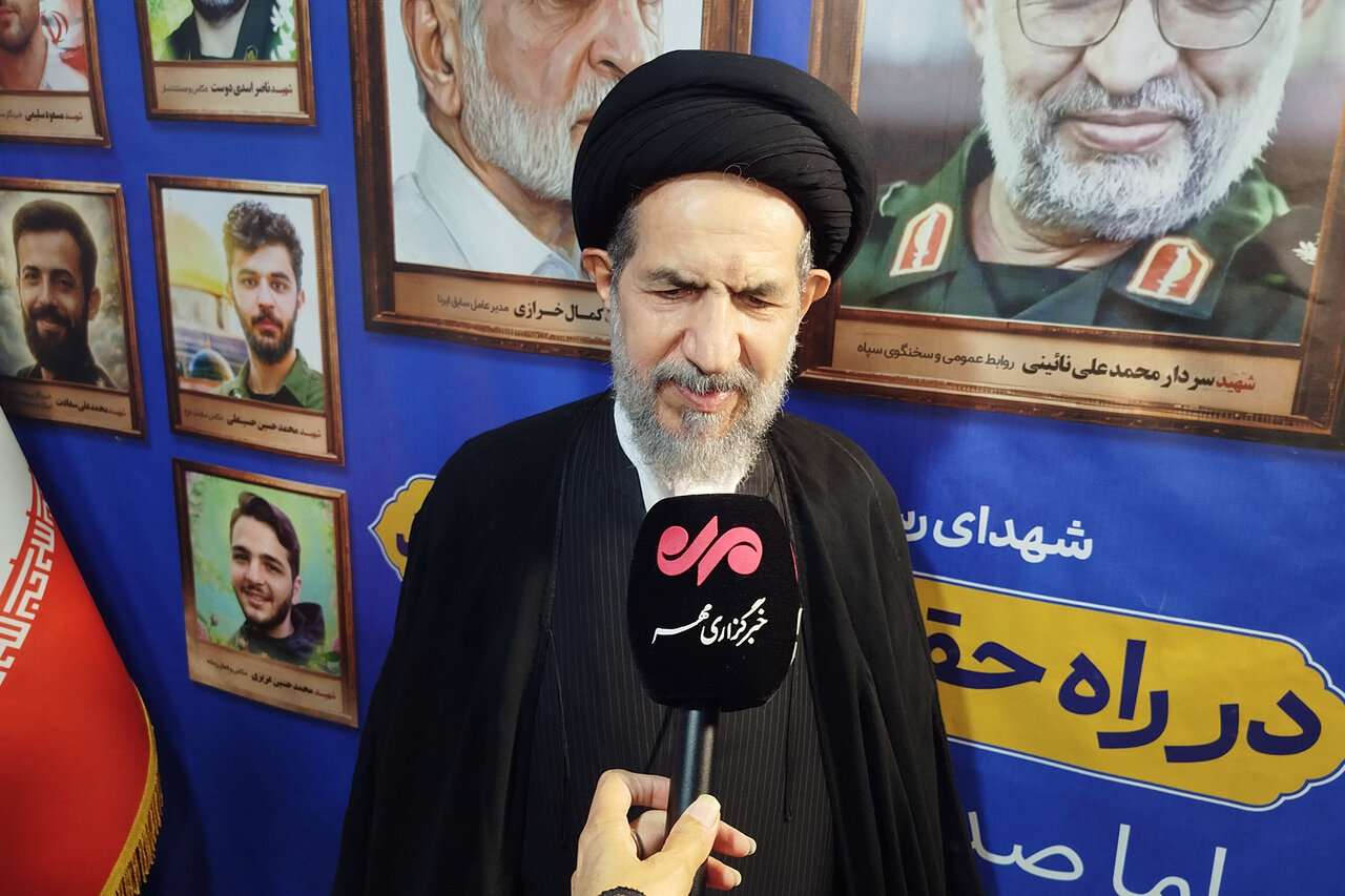 ابوترابی‌فرد: وحدت و ایستادگی ملت ایران مسیر عزت کشور را فراهم می کند