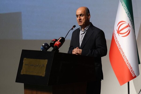 حق شناس: گیلان ظرفیت تبدیل شدن به سرزمین فرصت ها را دارد