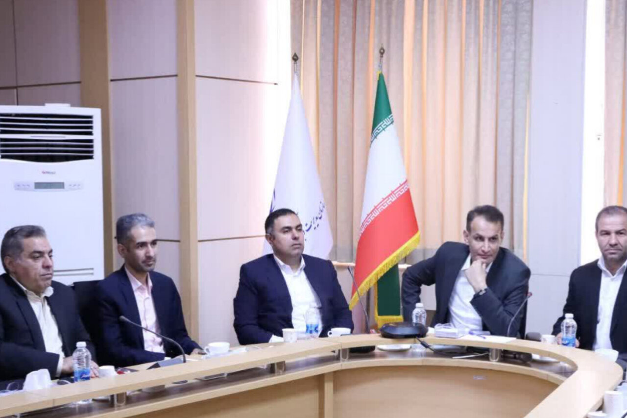 دولت خدمات خود را هوشمند کند؛ بازطراحی فعالیت 14 دستگاه حیاتی کشور