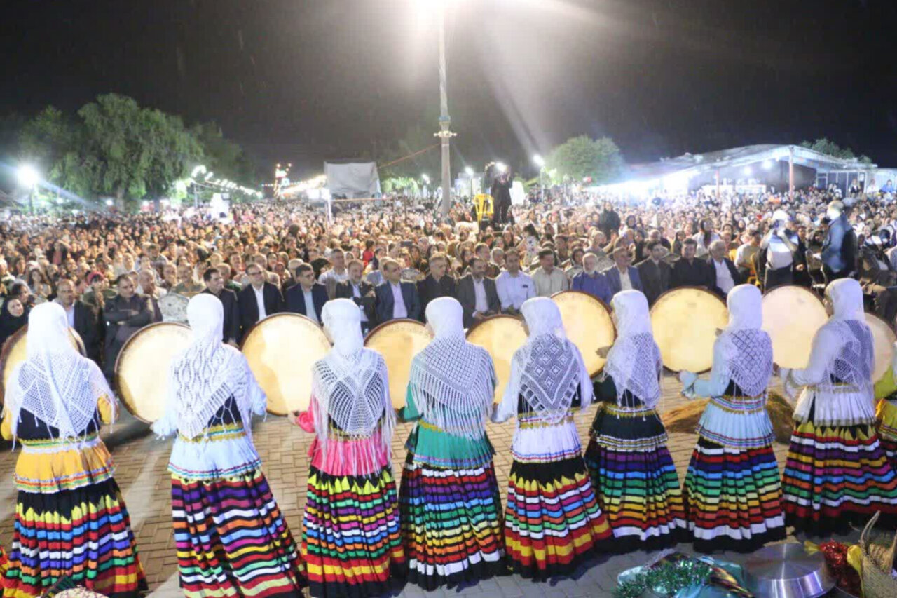 روایت مهر از برگزاری دومین جشنواره شکرانه برنج در بندر کیاشهر