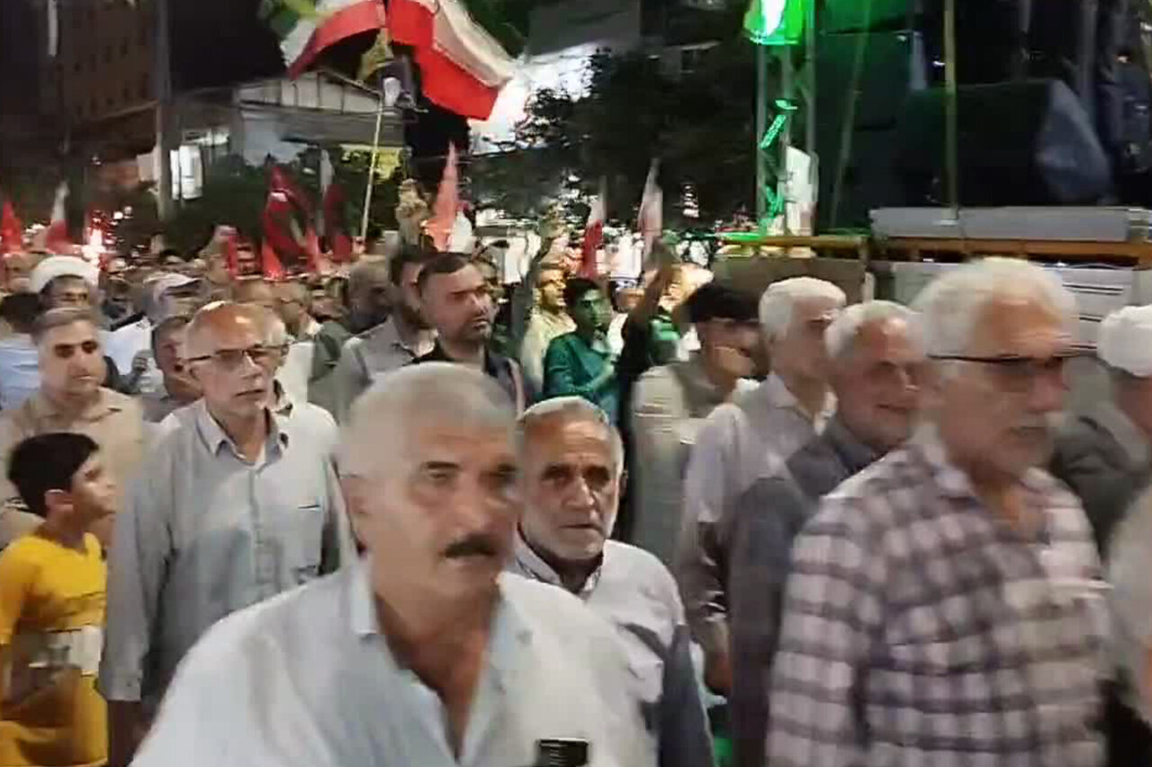 حماسه مردم جانفدای مازندران در سنگر خیابان