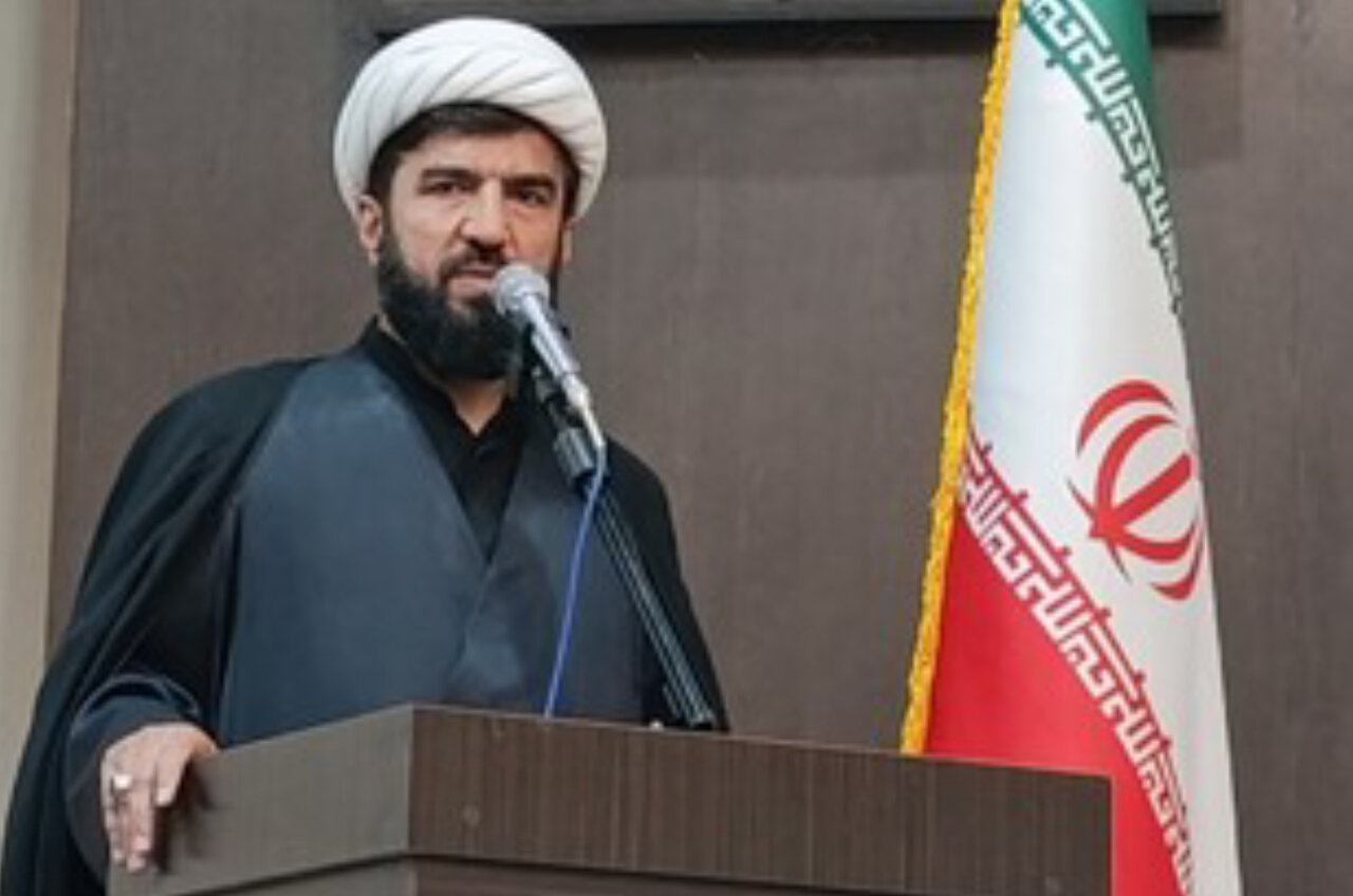 گرزین: فعالیت فرهنگی باید از نقش‌آفرینی فردی به جریان‌سازی مردمی برسد