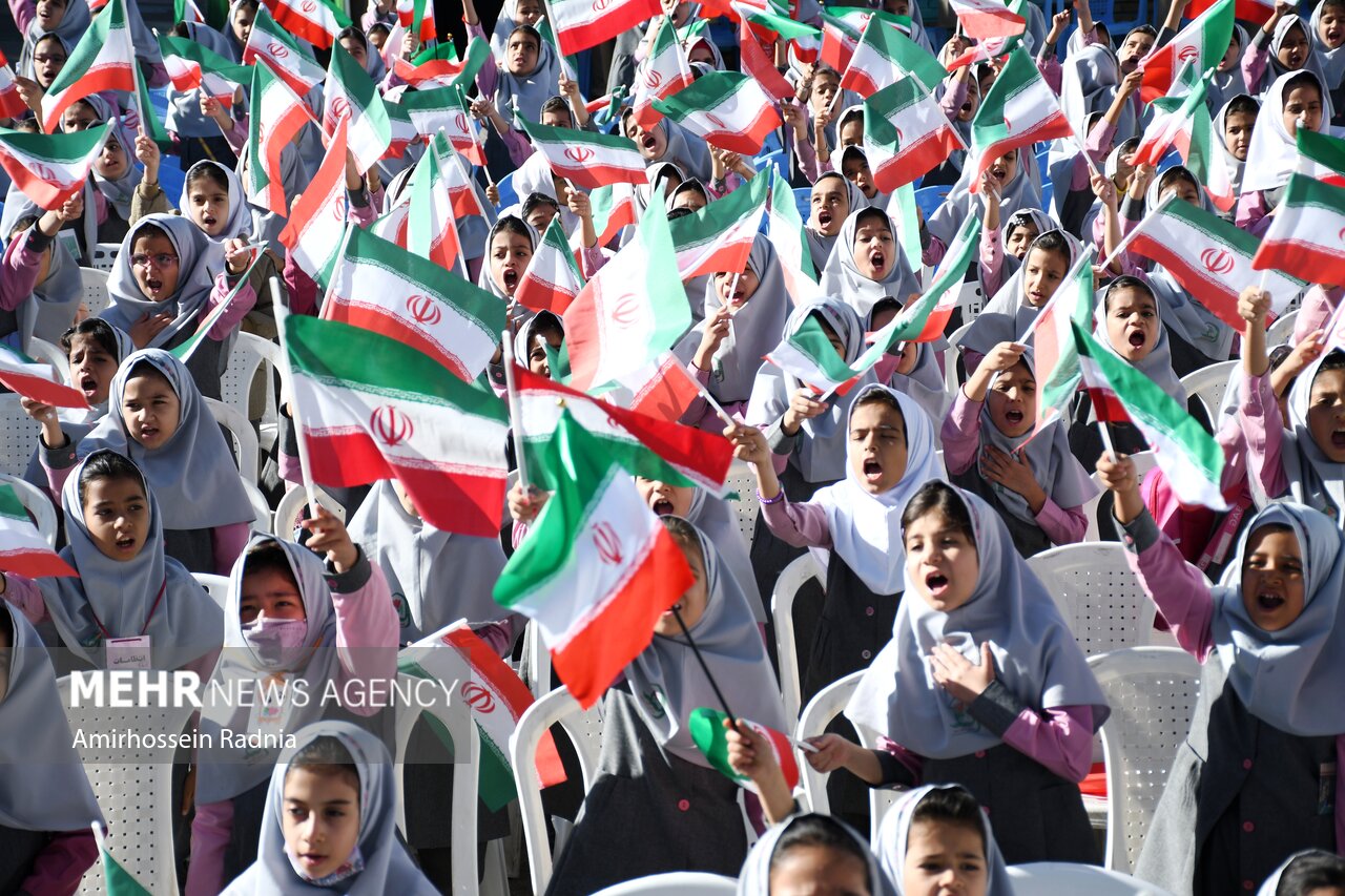 6900 دانش‌آموز مازندرانی حامی همکلاسی‌های نیازمند هستند