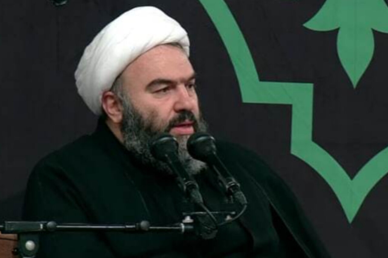 حجت الاسلام اصلانی: دشمن به دنبال خسته کردن ملت ایران است