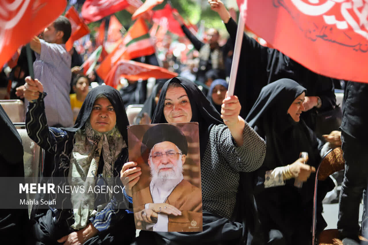 گالیکشی‌ها با حضور شبانه بر وحدت و همدلی تأکید کردند