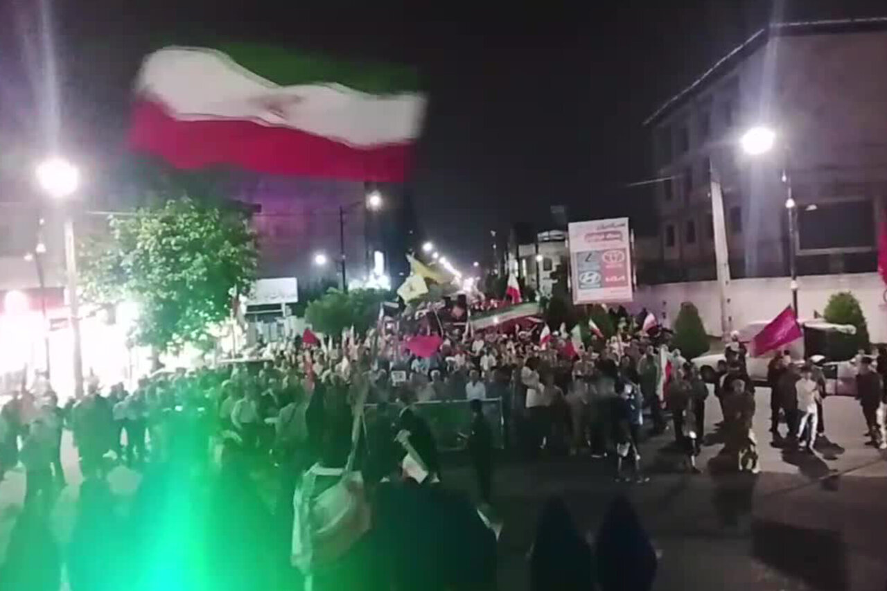 راهپیمایی مردم نوشهر در دویستمین شب ایستادگی و مقاومت