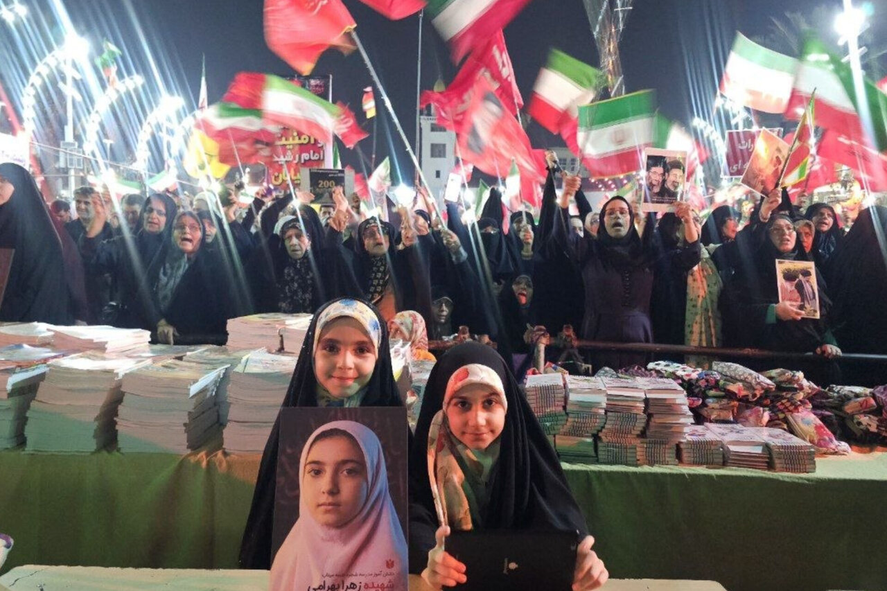 «همکلاسی» به رشت رسید؛ کاروانی برای لبخند دانش‌آموزان