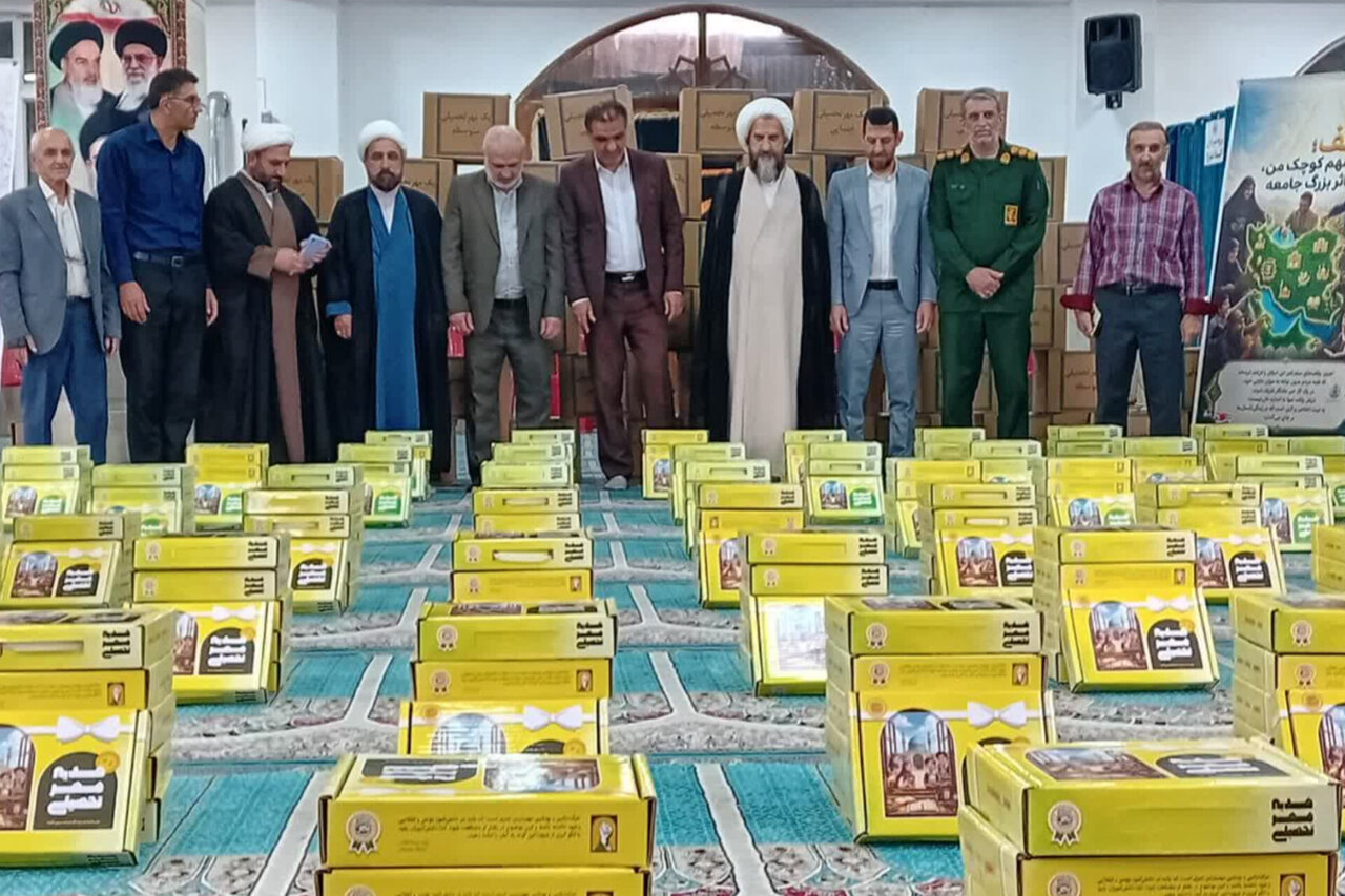توزیع 1231 بسته مهر تحصیلی بین دانش‌ آموزان نیازمند رودسر و املش