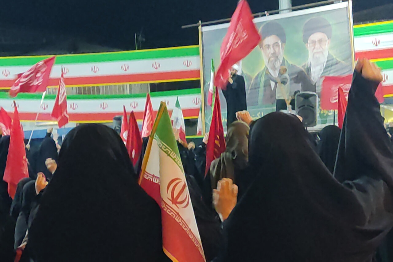 گزارش میدانی خبرنگار مهر از تجمع لنگرودی ها در شب 205