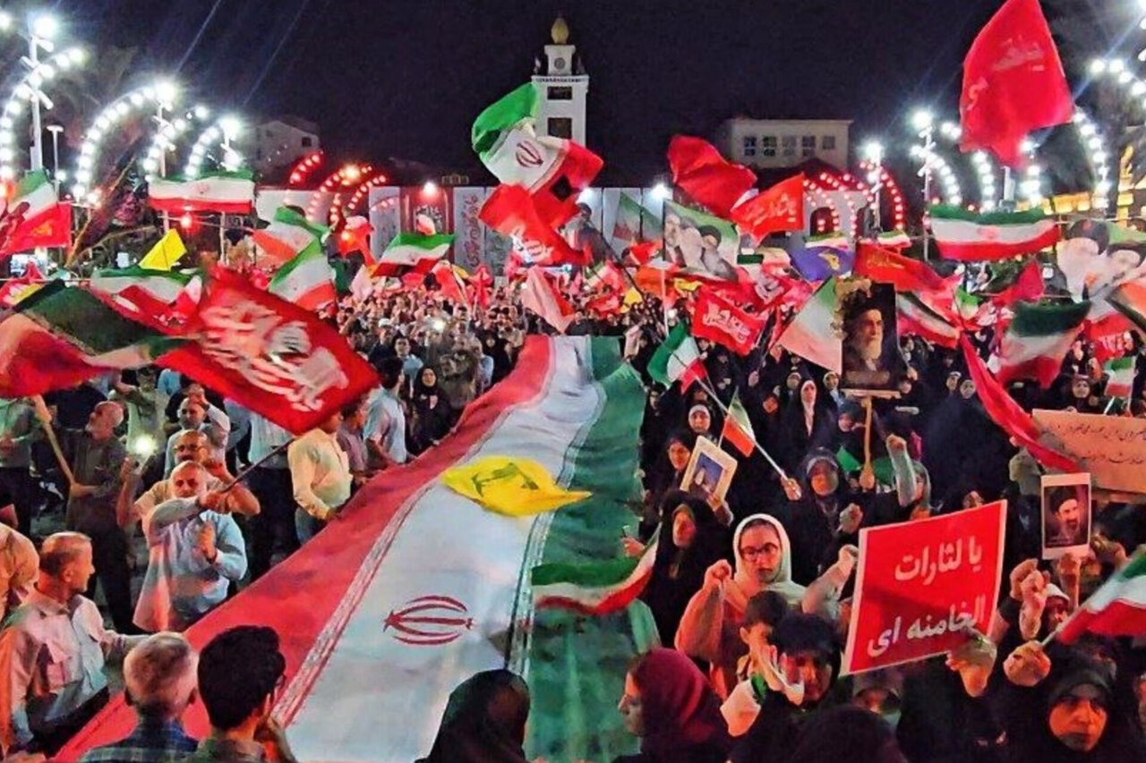 قرار مردم رشت در دویست و یازدهمین تجمع شبانه